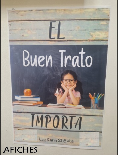 Afiche personalizado con logo